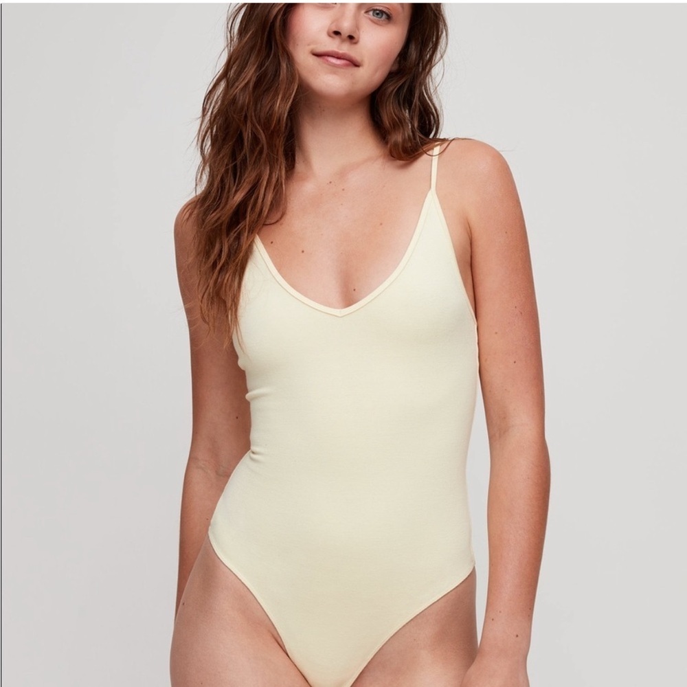 Aritzia Annie butter yellow  Bodysuit Size XXS